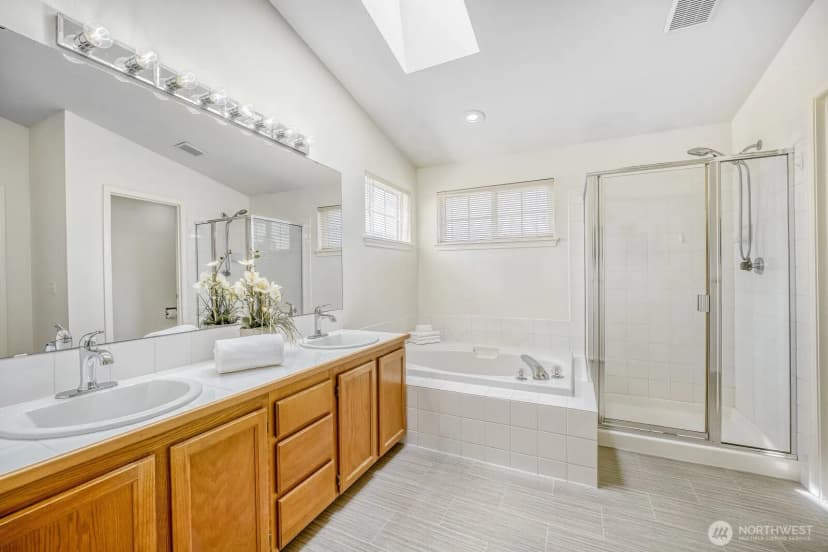Property photo for 11240 Se 189th Court, Renton photo 19