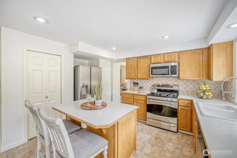 Property photo for 11240 Se 189th Court, Renton photo 10