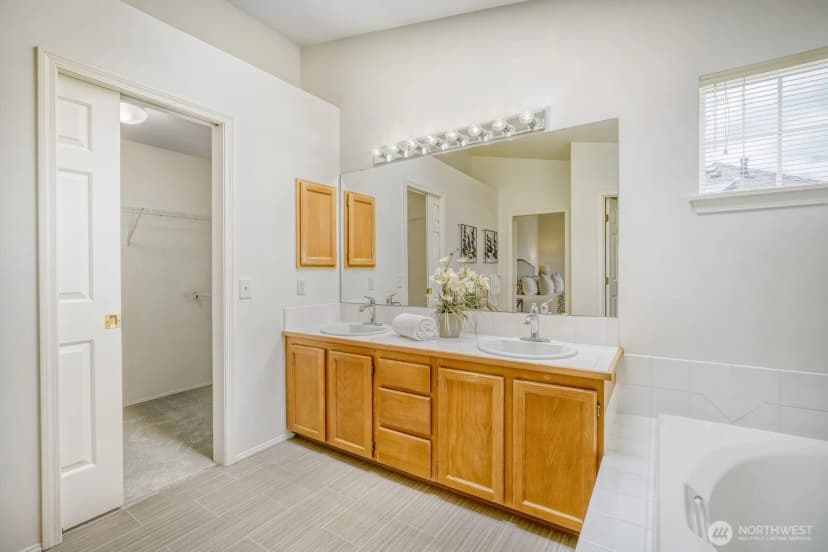 Property photo for 11240 Se 189th Court, Renton photo 20