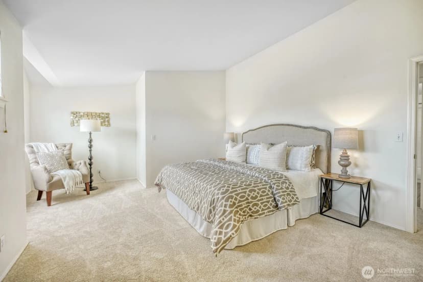 Property photo for 11240 Se 189th Court, Renton photo 18