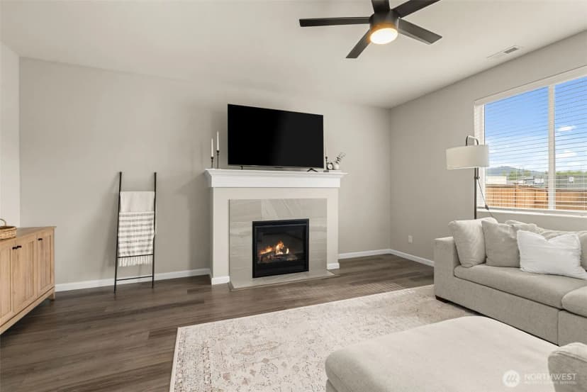 Property photo for 924 Livernash Street, Buckley photo 5
