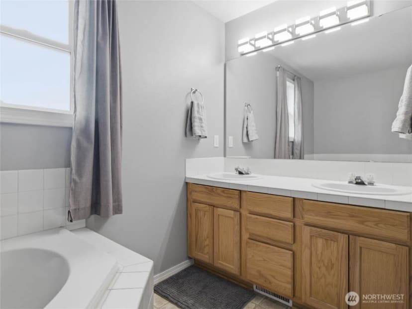 Property photo for 14418 Avis Lane Se, Yelm photo 22