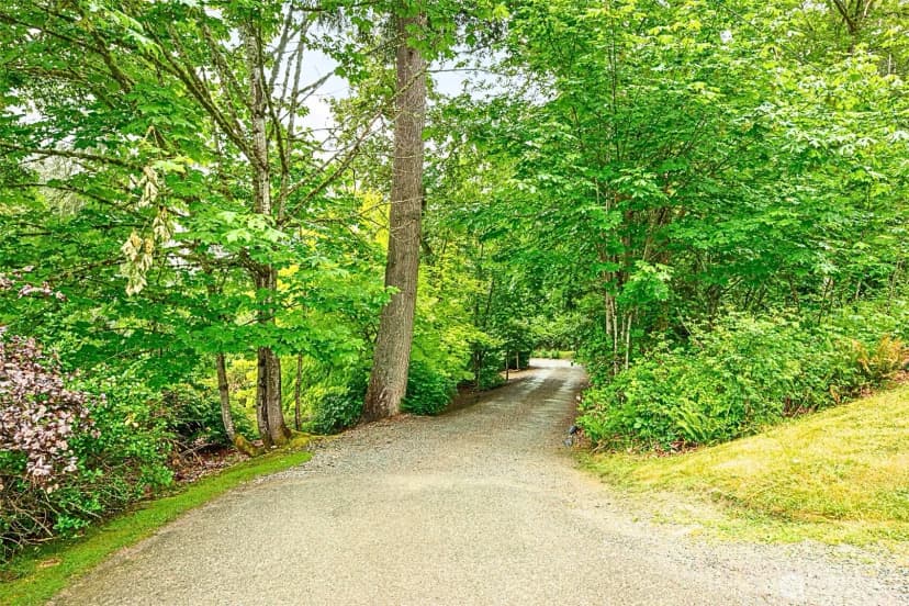 Property photo for 18603 E Spring Lake Drive Se, Renton photo 35
