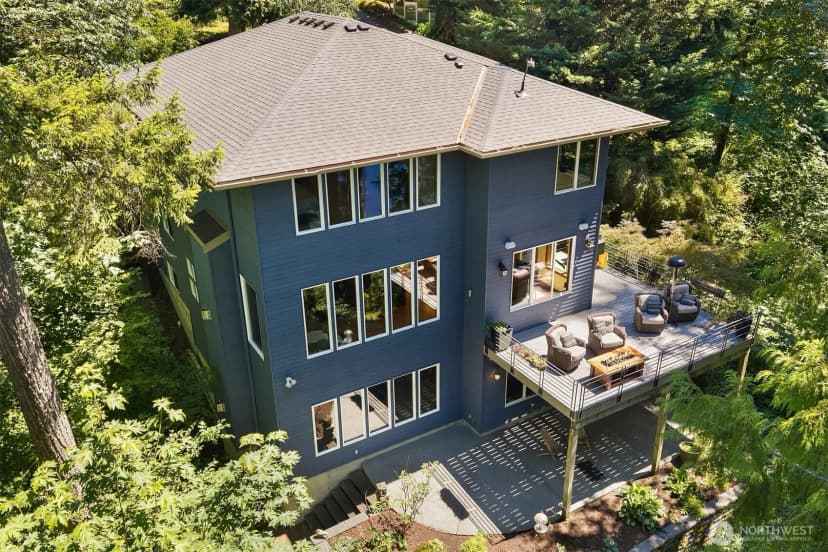 Property photo for 18603 E Spring Lake Drive Se, Renton photo 33