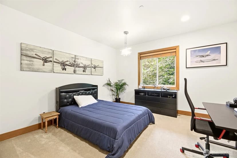 Property photo for 18603 E Spring Lake Drive Se, Renton photo 18