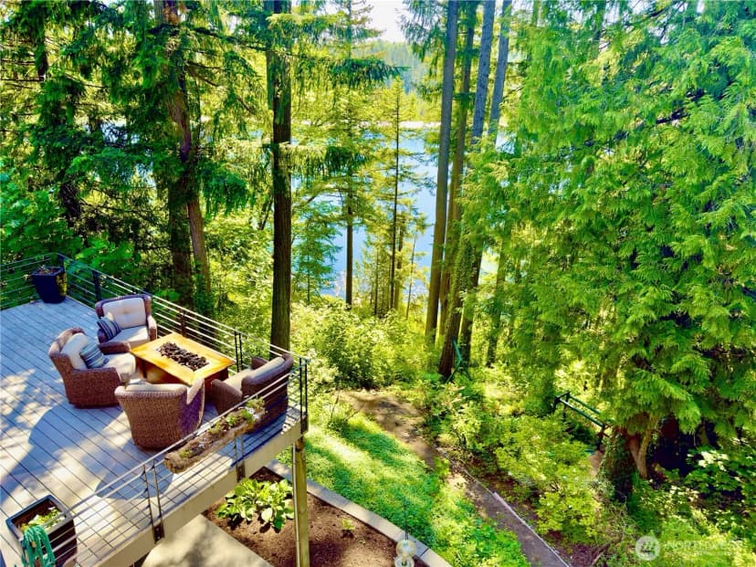 Property photo for 18603 E Spring Lake Drive Se, Renton photo 10