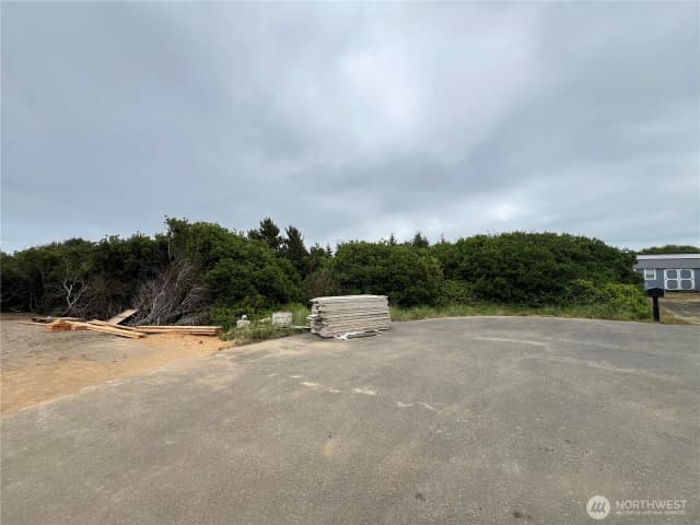 Property photo for 719 Reporter Ct Sw, Ocean Shores photo 3