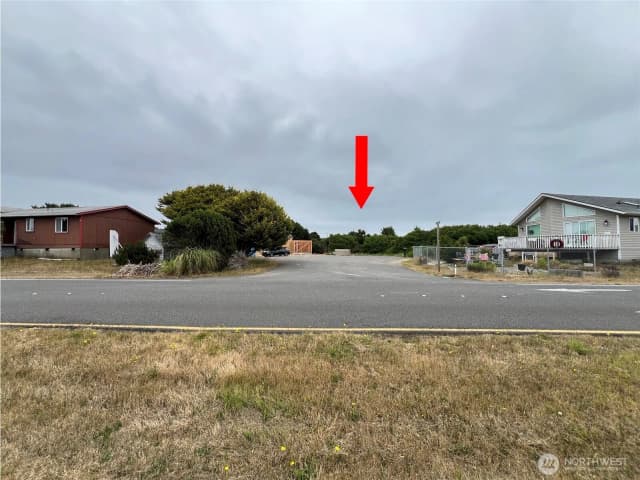 Property photo for 719 Reporter Ct Sw, Ocean Shores photo 2