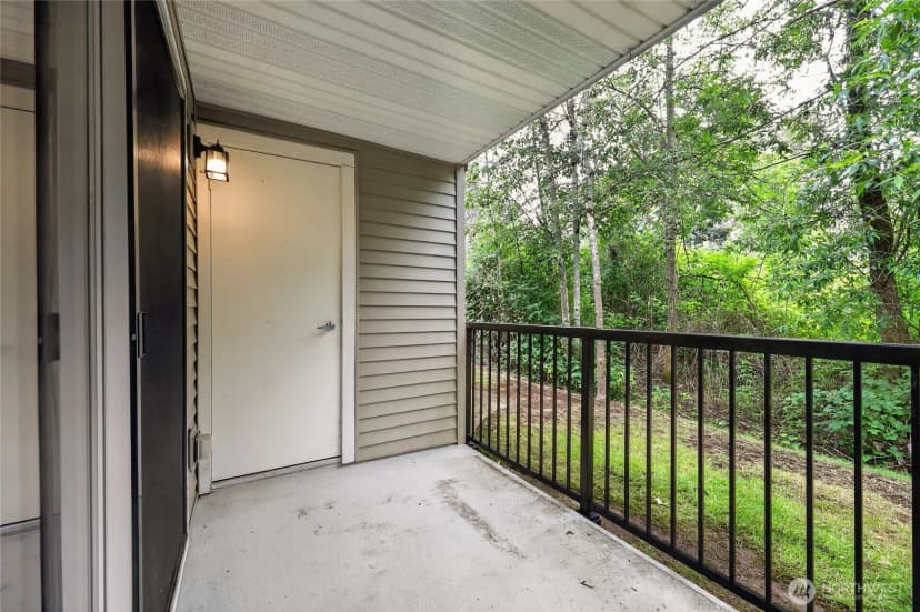 Property photo for 11313 Ne 128th Street #e104, Kirkland photo 30