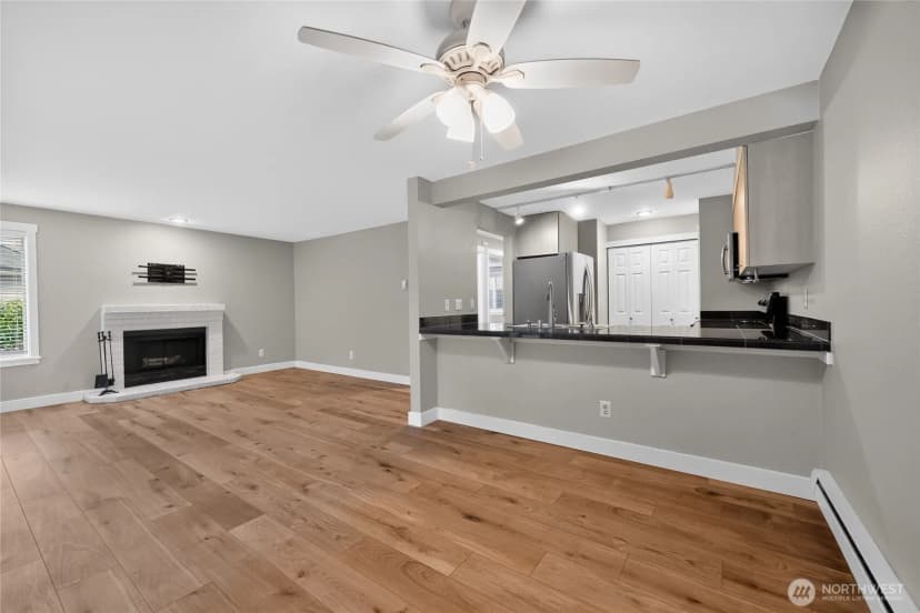 Property photo for 11313 Ne 128th Street #e104, Kirkland photo 18