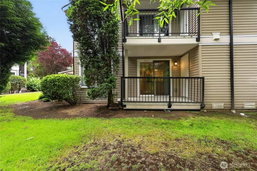 Property photo for 11313 Ne 128th Street #e104, Kirkland photo 33