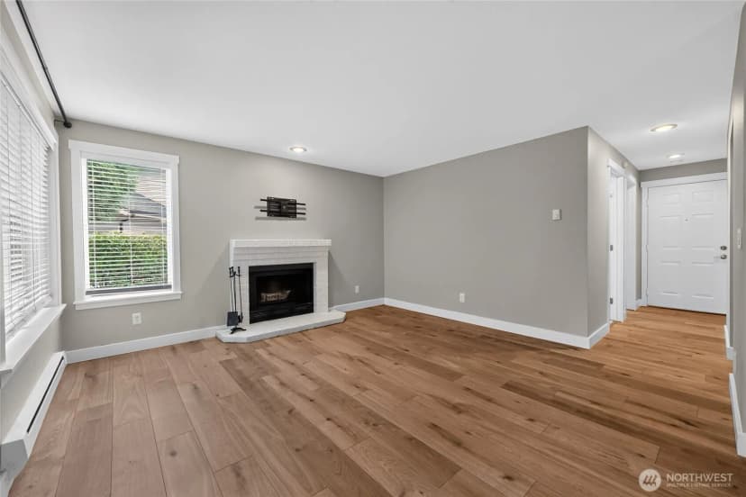 Property photo for 11313 Ne 128th Street #e104, Kirkland photo 13
