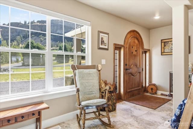 Property photo for 19985 Coulee View Road Ne, Electric City photo 3