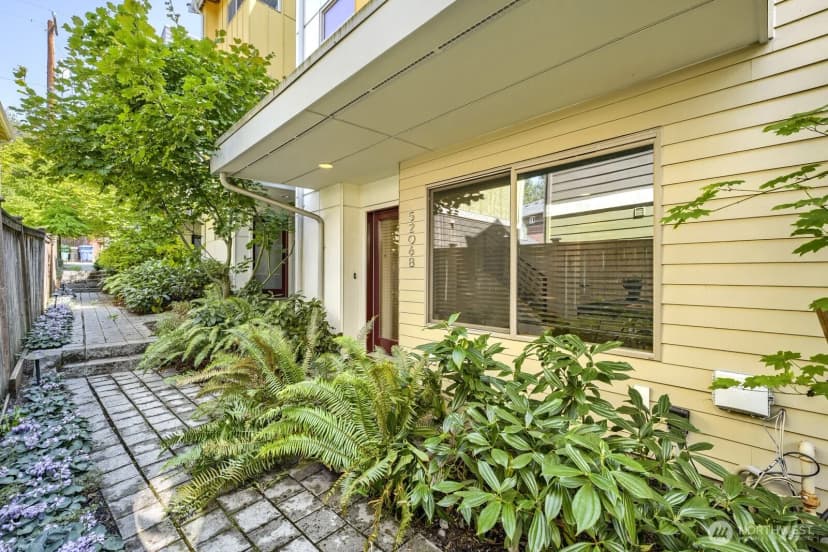 Property photo for 5206 Delridge Way Sw #b, Seattle photo 29
