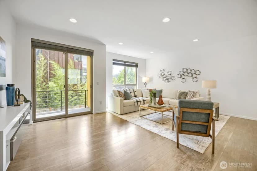Property photo for 5206 Delridge Way Sw #b, Seattle photo 6
