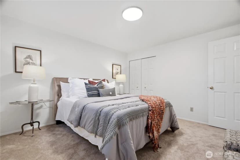 Property photo for 10005 Se 267th Street, Kent photo 19