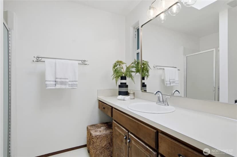 Property photo for 10005 Se 267th Street, Kent photo 17