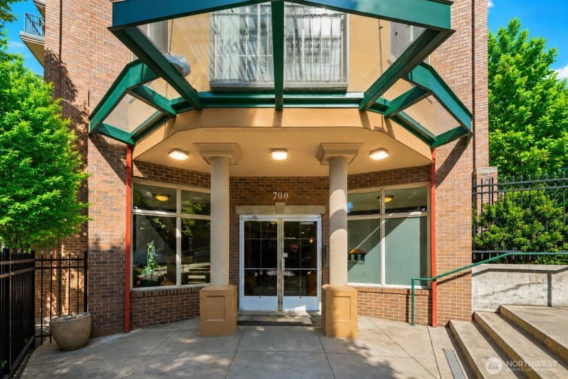 Property photo for 700 E Denny Way #603, Seattle photo 39