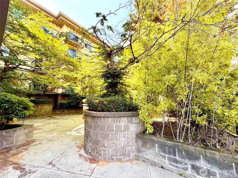 Property photo for 700 E Denny Way #603, Seattle photo 37