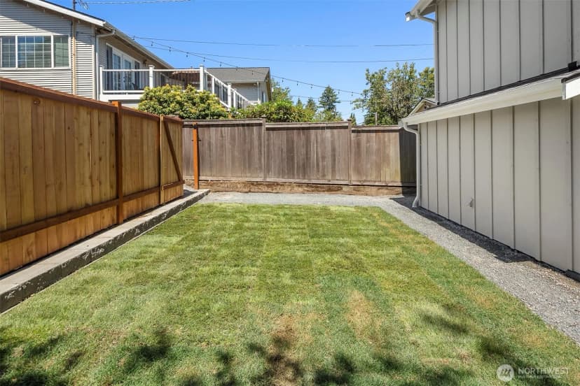 Property photo for 8824 32nd Avenue Sw, Seattle photo 27