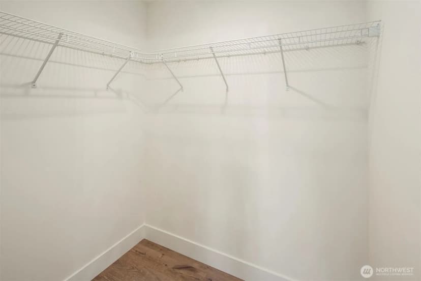 Property photo for 8824 32nd Avenue Sw, Seattle photo 19