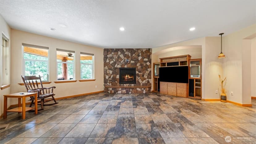 Property photo for 1135 N Touchet Road, Dayton photo 17