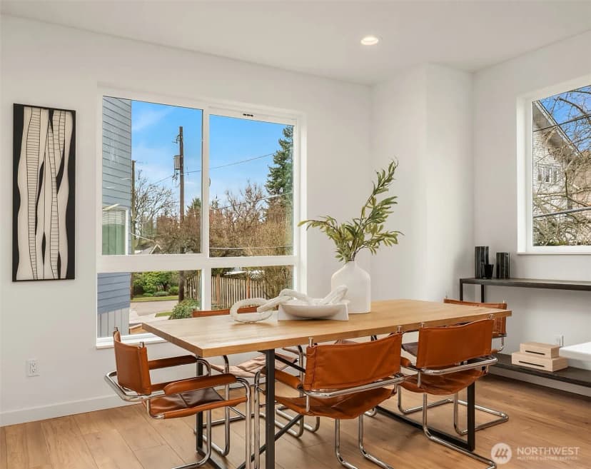 Property photo for 223 Ne 75th Street, Seattle photo 13
