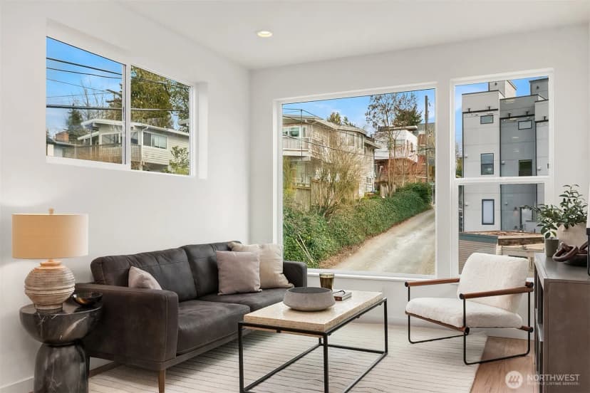 Property photo for 223 Ne 75th Street, Seattle photo 16
