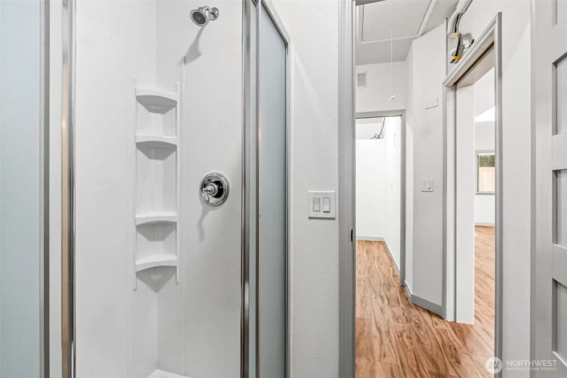Property photo for 5830 115th Place Ne #2, Kirkland photo 15