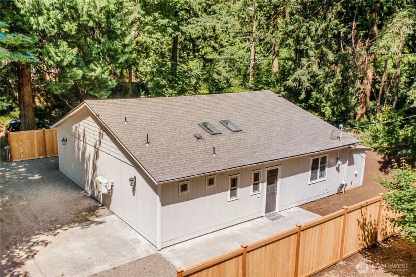 Property photo for 5830 115th Place Ne #2, Kirkland photo 22