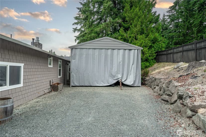 Property photo for 5129 W Tapps Drive E, Lake Tapps photo 26