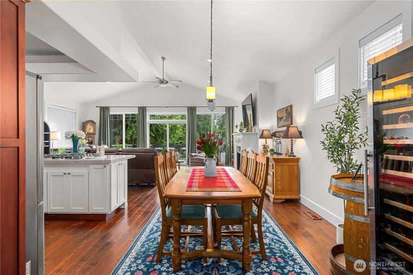 Property photo for 5129 W Tapps Drive E, Lake Tapps photo 10