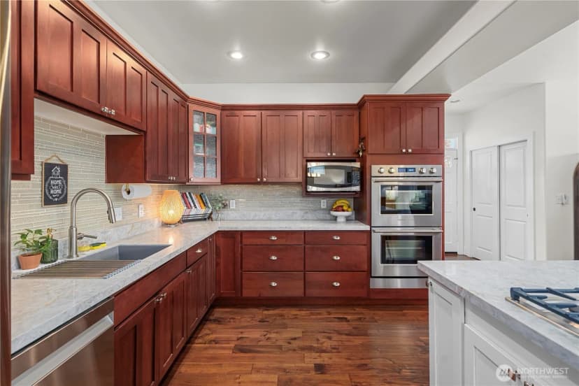 Property photo for 5129 W Tapps Drive E, Lake Tapps photo 9