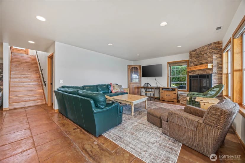 Property photo for 93 Lord Acres Road, Chelan photo 16