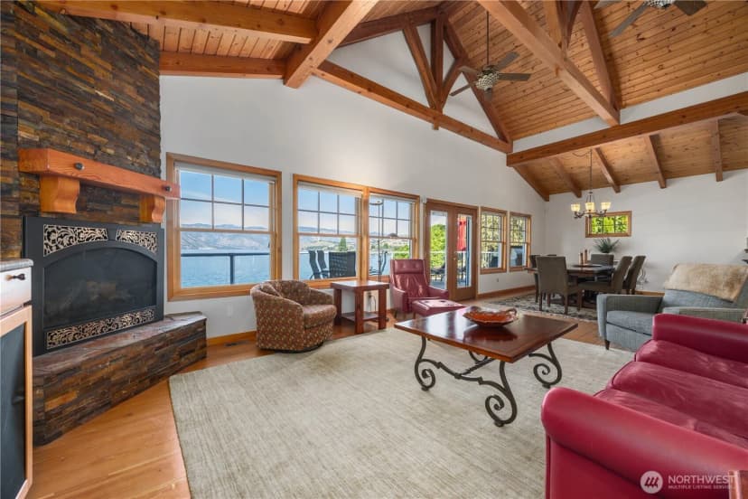Property photo for 93 Lord Acres Road, Chelan photo 10