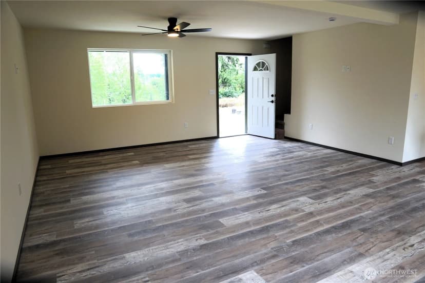 Property photo for 29116 31st Avenue E, Spanaway photo 19