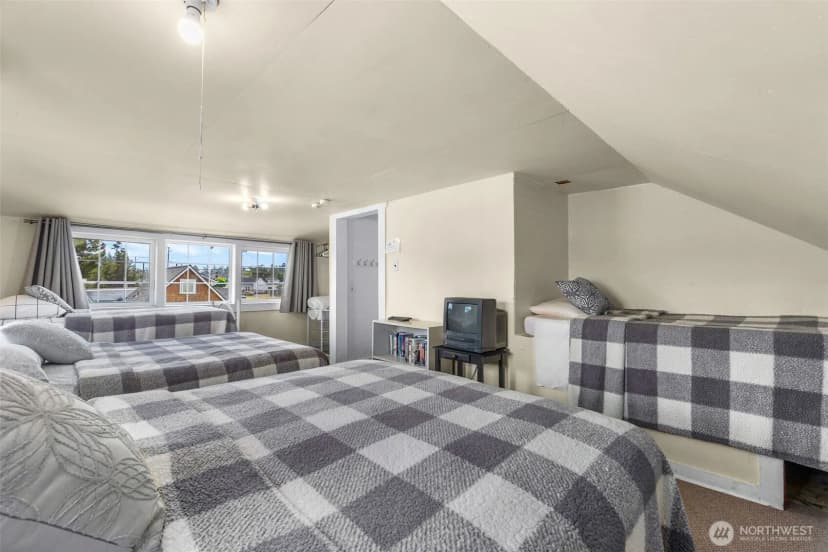 Property photo for 402 N Montesano Street, Westport photo 12