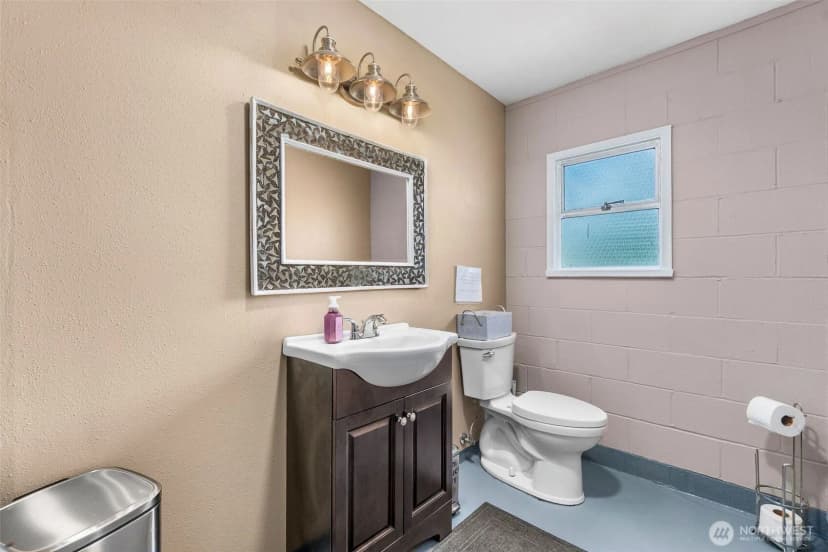 Property photo for 402 N Montesano Street, Westport photo 26