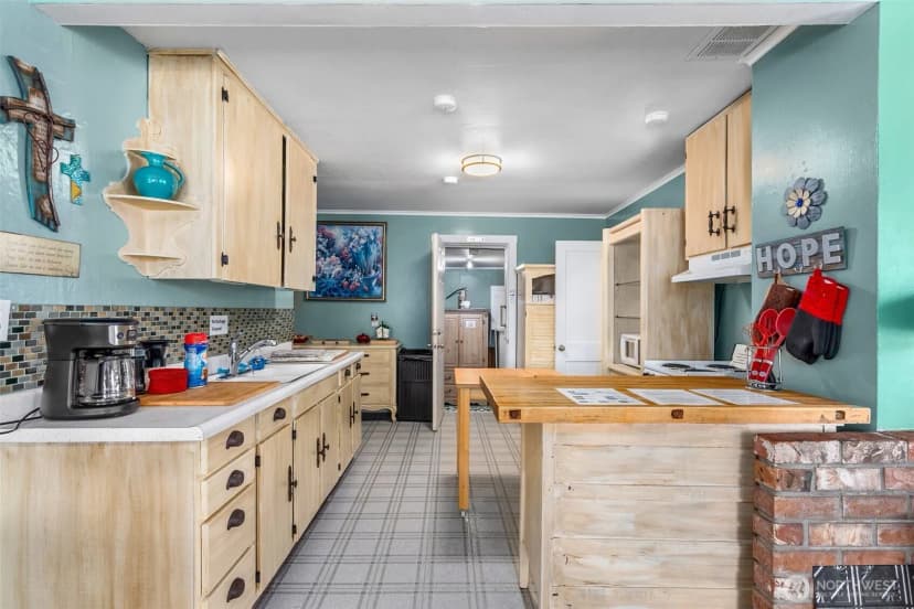 Property photo for 402 N Montesano Street, Westport photo 9