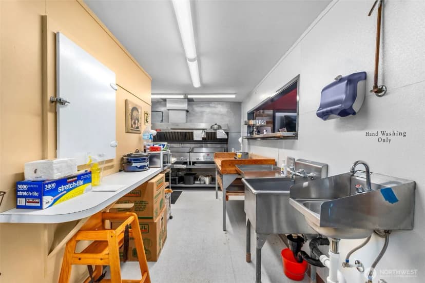 Property photo for 402 N Montesano Street, Westport photo 22