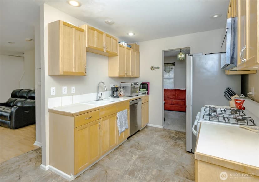 Property photo for 307 4th Avenue N, Algona photo 8