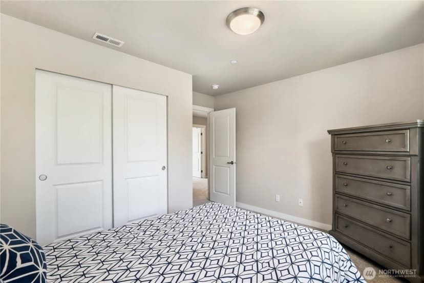 Property photo for 1013 105th Avenue Ct E, Edgewood photo 24