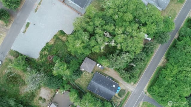 Property photo for 543 Duck Lake Drive Ne, Ocean Shores photo 5