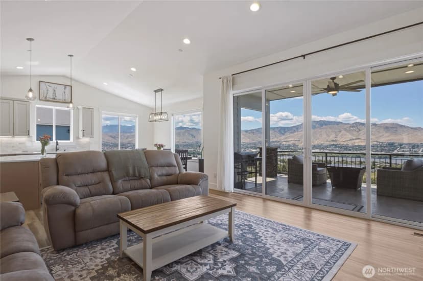 Property photo for 3018 N Breckenridge Drive, East Wenatchee photo 7
