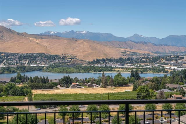 Property photo for 3018 N Breckenridge Drive, East Wenatchee photo 3