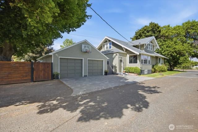 Property photo for 400 Coppei Avenue, Waitsburg
