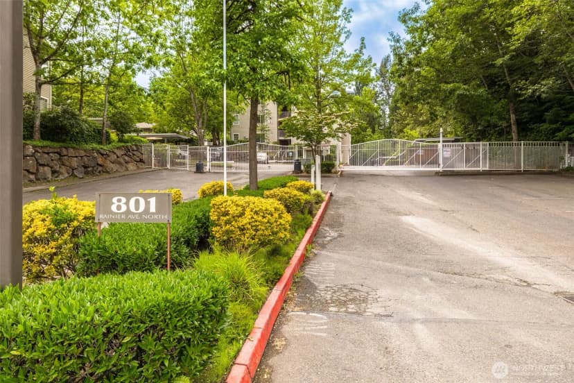 Property photo for 801 N Rainier Avenue #f231, Renton photo 23