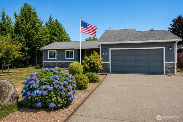 Property photo for 412 Eighth Street, Blaine