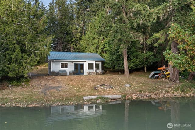 Property photo for 42 Kingfisher Lane, Friday Harbor