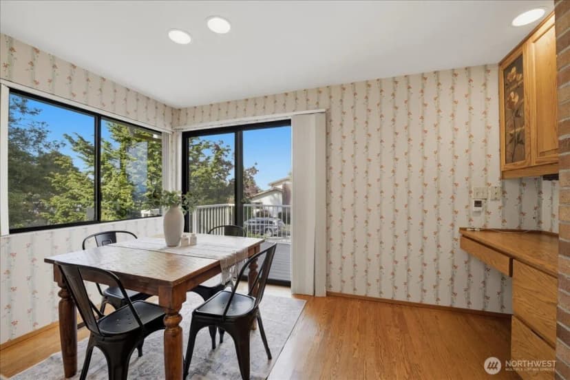 Property photo for 4731 Ne 201st Place, Lake Forest Park photo 10